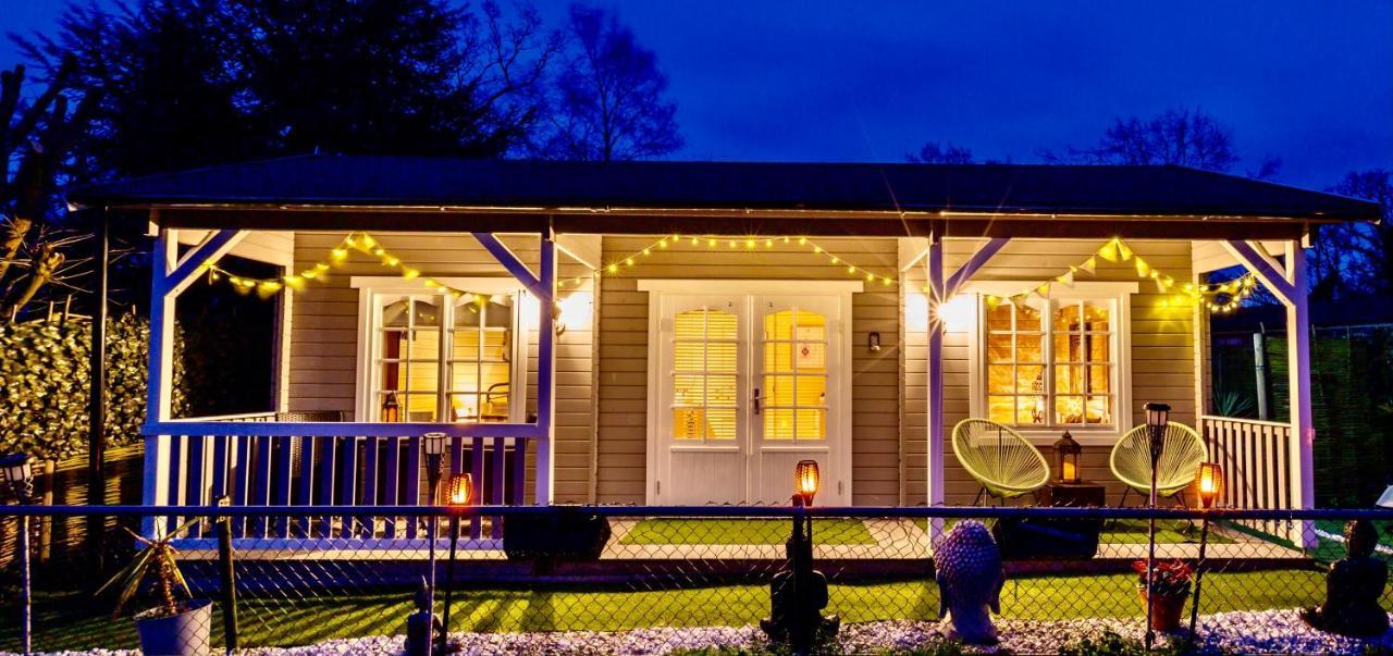 The Retreat Log Cabin 서드베리 외부 사진