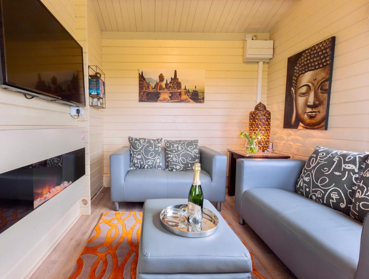 The Retreat Log Cabin 서드베리 외부 사진